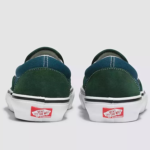 Vans WMNS Skate Slip-On
Mountain View
VN0A5FCABD6
Sneakers - Picture 10 of 16